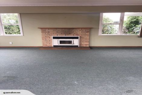 Photo of property in 90 Gloria Avenue, Te Atatu Peninsula, Auckland, 0610