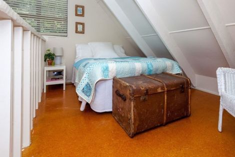 Photo of property in 131 Park Avenue, Whangamata, 3620