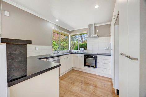 Photo of property in 7 Surrey Lane, Glenview, Hamilton, 3206