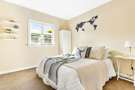 Photo of property in 60 Pomaria Road, Henderson, Auckland, 0610