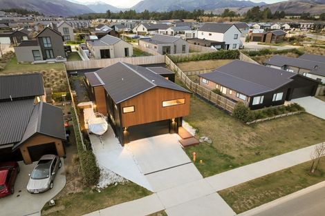 Photo of property in 41 Mount Linton Avenue, Wanaka, 9305