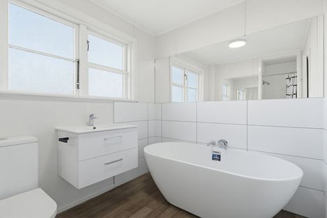 Photo of property in 700 Tamatea Street, Mahora, Hastings, 4120
