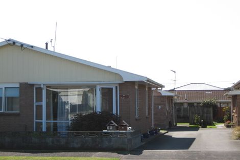 Photo of property in 2/6 Webster Street, Westown, New Plymouth, 4310