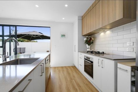 Photo of property in 2/102 Swayne Road, Cambridge, 3434