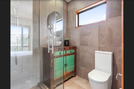 Photo of property in 30 Mason Street, New Lynn, Auckland, 0600