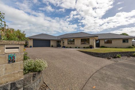 Photo of property in 15 Monarch Place, Paraparaumu Beach, Paraparaumu, 5032
