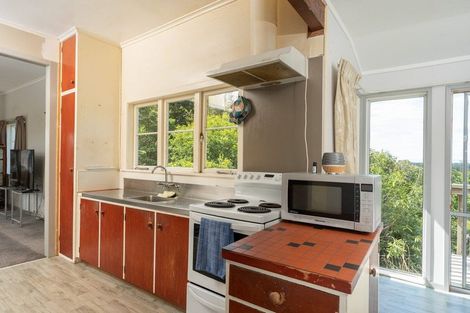 Photo of property in 37 Ngapuke Lane, Parua Bay, 0192