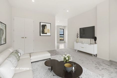 Photo of property in 15 Paina Crescent, Massey, Auckland, 0614