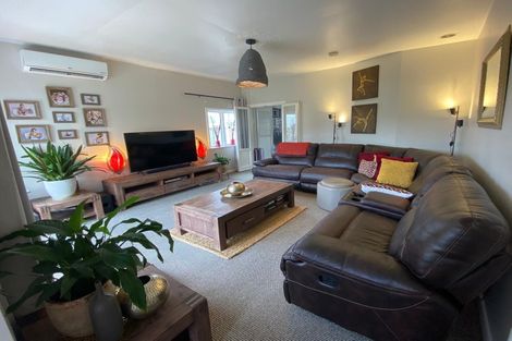 Photo of property in 89 Standen Street, Karori, Wellington, 6012