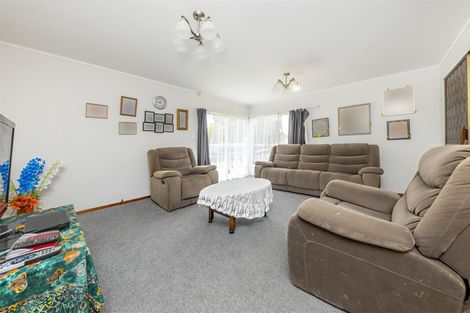 Photo of property in 32 Chantelle Place, Papatoetoe, Auckland, 2025