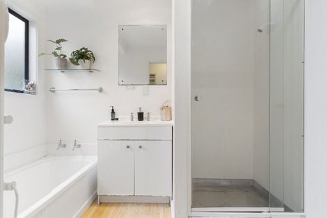 Photo of property in 39 Garton Drive, Massey, Auckland, 0614