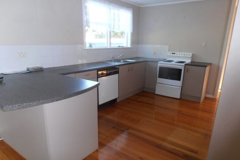 Photo of property in 105 Bond Crescent, Forrest Hill, Auckland, 0620