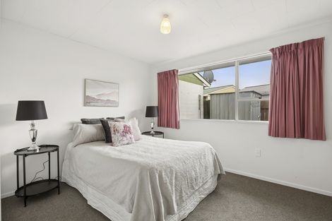 Photo of property in 17b Bradshaw Street, South Dunedin, Dunedin, 9012