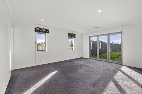 Photo of property in 45 Karioitahi Road, Waiuku, 2683