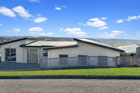 Photo of property in 18 Tamar Street, South Hill, Oamaru, 9400