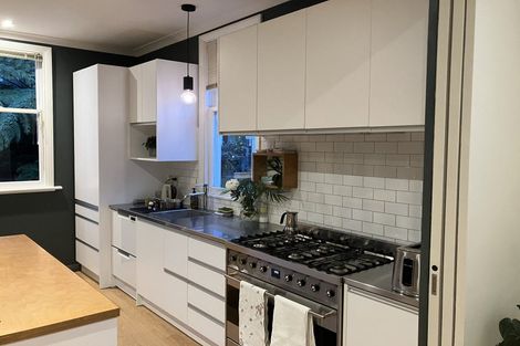 Photo of property in 166 Owen Street, Newtown, Wellington, 6021