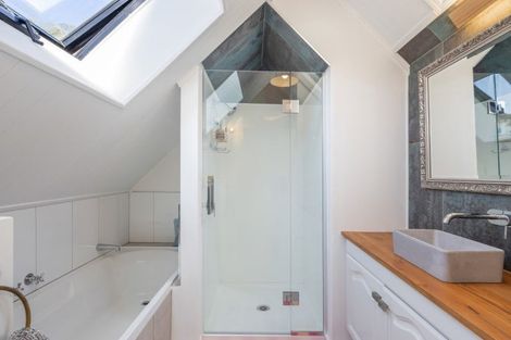 Photo of property in 108b Maida Vale Road, Roseneath, Wellington, 6011