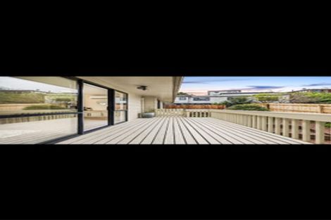 Photo of property in 3 Fernhaven Place, Massey, Auckland, 0614
