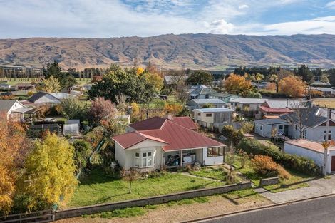 Photo of property in 11 West Street, Middlemarch, 9597