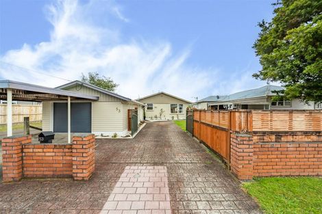 Photo of property in 53 Kashmir Avenue, Clouston Park, Upper Hutt, 5018
