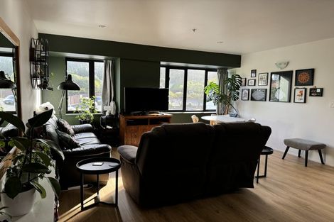 Photo of property in St Peters Apartments, 2e/192 Willis Street, Te Aro, Wellington, 6011