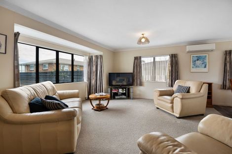 Photo of property in 10 Golf Road, Mount Maunganui, 3116