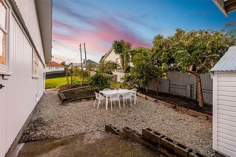 Photo of property in 31 Karaka Street, Helensville, 0800