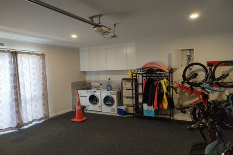 Photo of property in 23 Maka Terrace, Orewa, 0931