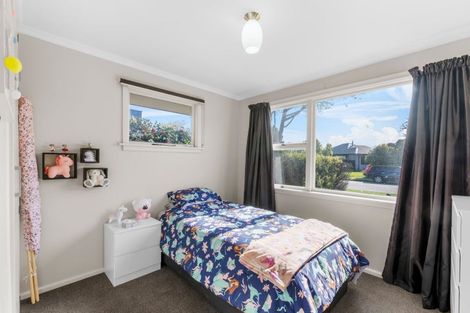 Photo of property in 33 Cullahill Street, Harewood, Christchurch, 8051