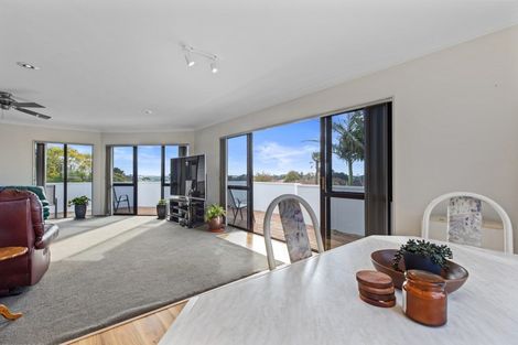 Photo of property in 8 Claridge Place, Mount Maunganui, 3116
