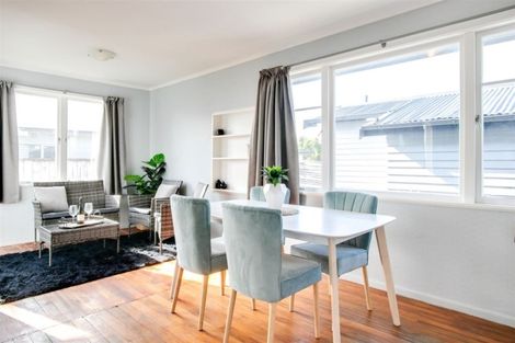 Photo of property in 44 Meeanee Road, Taradale, Napier, 4112