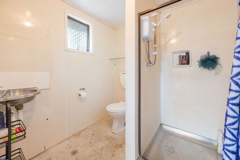 Photo of property in 11 Holden Avenue, Haumoana, 4102