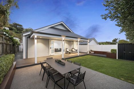 Photo of property in 23 Ferry Street, Seatoun, Wellington, 6022