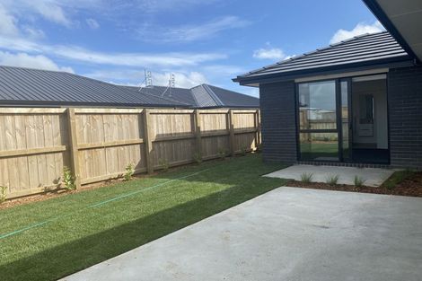 Photo of property in 35 Timara Crescent, Marshland, Christchurch, 8083