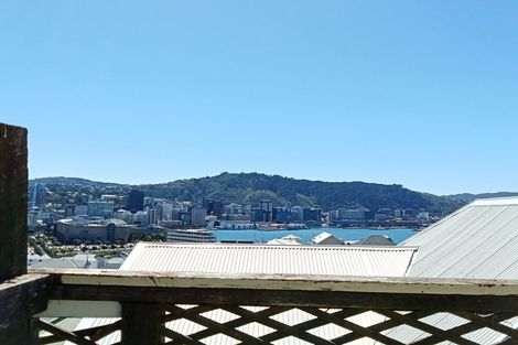 Photo of property in 7-7a Vogel Street, Mount Victoria, Wellington, 6011