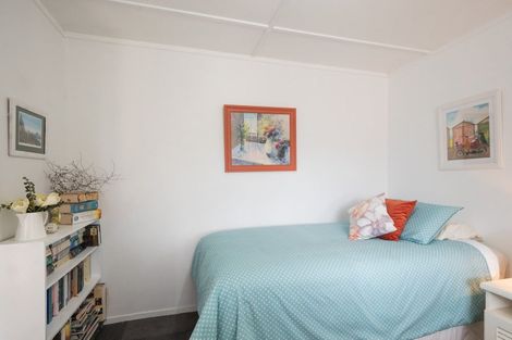 Photo of property in 12 Arataki Street, Waitarere Beach, Levin, 5510