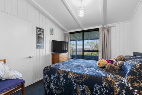 Photo of property in 5 Camellia Avenue, Bell Block, New Plymouth, 4312