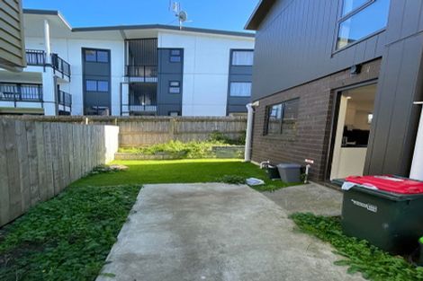 Photo of property in 1/3226 Great North Road, New Lynn, Auckland, 0600