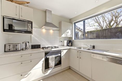 Photo of property in 500c Barbadoes Street, Edgeware, Christchurch, 8013