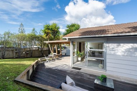Photo of property in 78 Stapleford Crescent, Browns Bay, Auckland, 0630