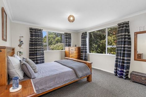 Photo of property in 310 Memorial Avenue, Burnside, Christchurch, 8053
