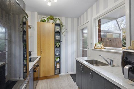 Photo of property in 1/5a Holliss Avenue, Cashmere, Christchurch, 8022