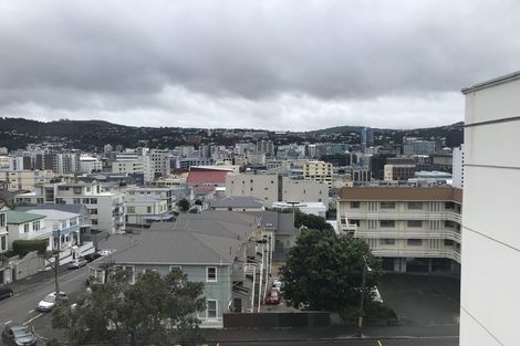 Photo of property in 1u8 Earls Terrace, Mount Victoria, Wellington, 6011
