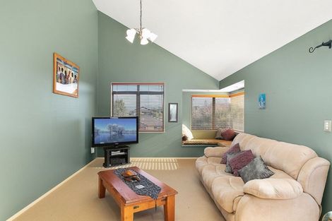 Photo of property in 49 Papaunahi Road, Bowentown, Katikati, 3177