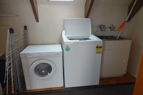 Photo of property in 46u2 Cook Street, Hamilton East, Hamilton, 3216