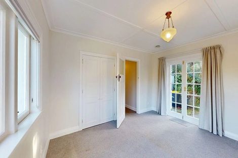 Photo of property in 43 Trelissick Crescent, Ngaio, Wellington, 6035