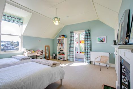 Photo of property in 23 Lincoln Road, Bluff Hill, Napier, 4110