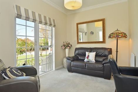 Photo of property in 56 Jellicoe Street, Greytown, 5712