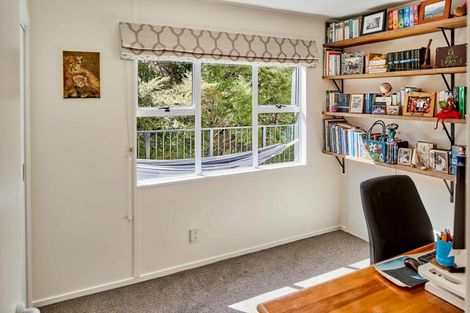 Photo of property in 39 James Cook Drive, Whitby, Porirua, 5024
