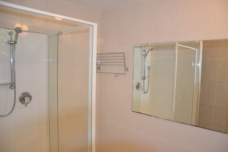 Photo of property in 4/24 Karaka Street, New Lynn, Auckland, 0600